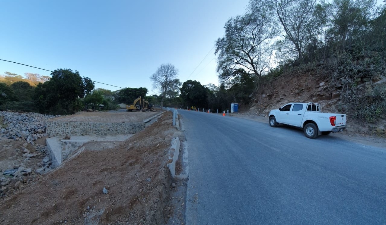 mop-entrega-calle-reparada-para-impulsar-el-turismo-en-la-union